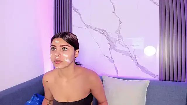 KimberlyLoren from StripChat is Freechat