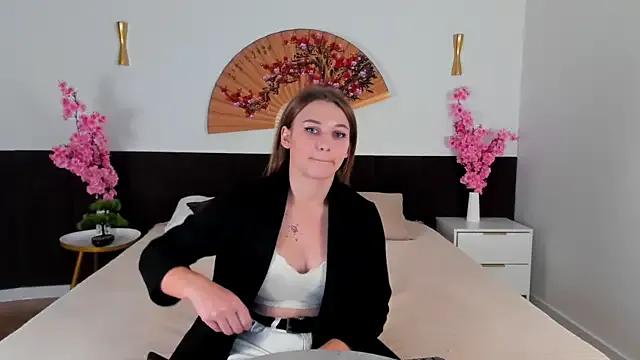 KimberlyPierceLove from StripChat is Freechat
