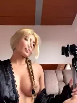 Try our streaming cams variety and talk on a personal level with our adorable girls streamers, showing off their bountiful shapes and dildos.