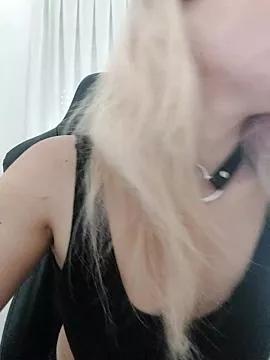 Kimiechanuwu from StripChat