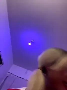 kimiLatina from StripChat is Freechat