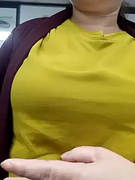 Kimkhaepretty from StripChat is Freechat