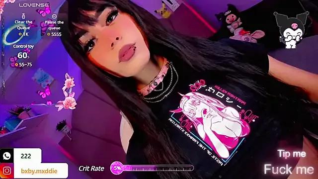 kimMaddiee from StripChat