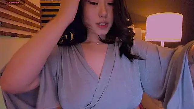 kimmy_chi_ from StripChat