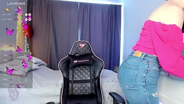 Kimmy_powell from StripChat