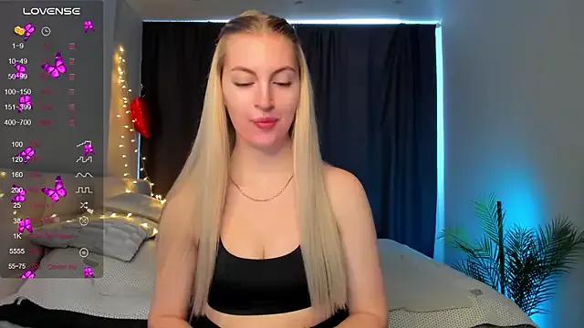 Kimmy_powell from StripChat