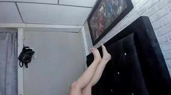 Try our streaming cams variety and talk on a personal level with our adorable girls streamers, showing off their bountiful shapes and dildos.