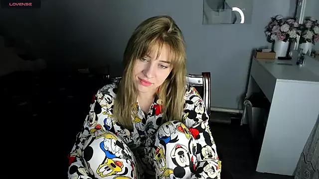 Try our streaming cams variety and talk on a personal level with our adorable girls streamers, showing off their bountiful shapes and dildos.
