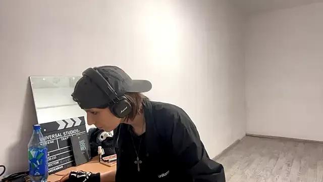 KindraScullion from StripChat is Freechat