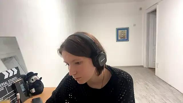 KindraScullion from StripChat is Freechat