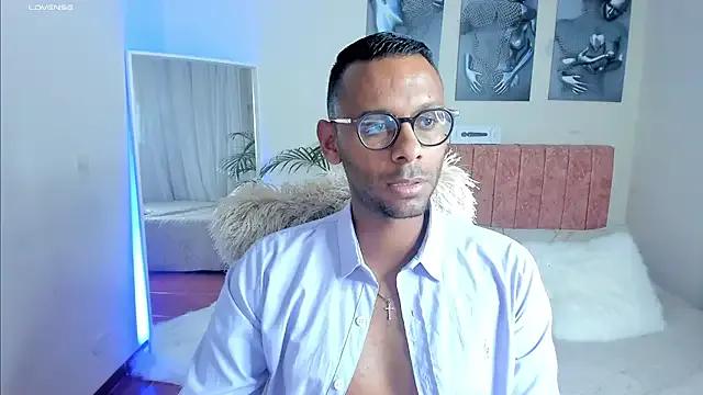 KingEdward_ from StripChat is Freechat