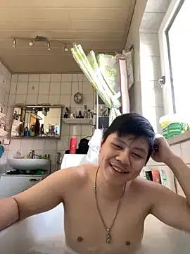 Kingpowerlittel from StripChat is Freechat