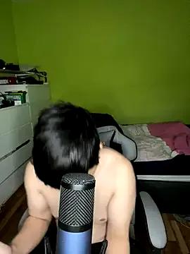 Kingpowerlittel from StripChat is Freechat