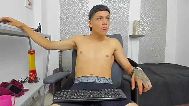 kinky_spice69 from StripChat