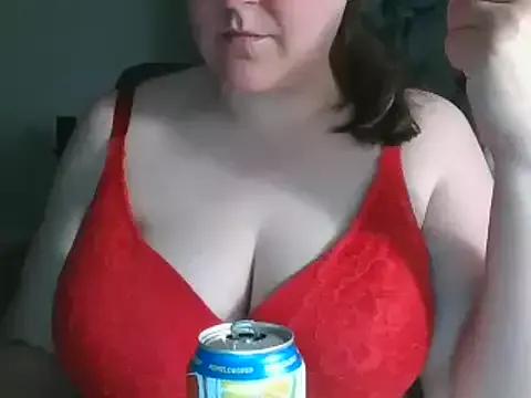 KinkyBoobsQueen from StripChat is Freechat