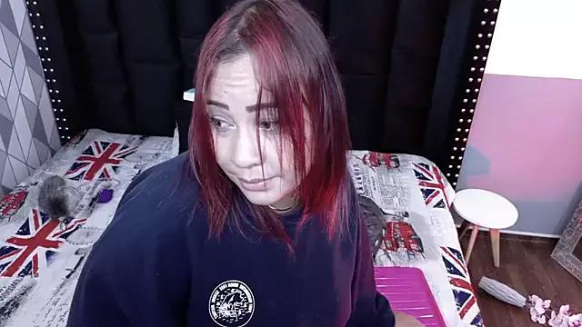 kinkyhousewifee from StripChat