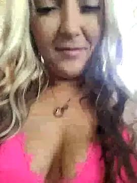 Kinkymilf56 from StripChat