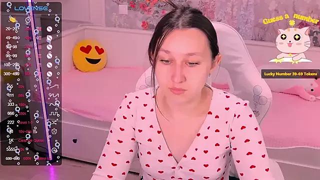 Kira_Dailys from StripChat is Freechat