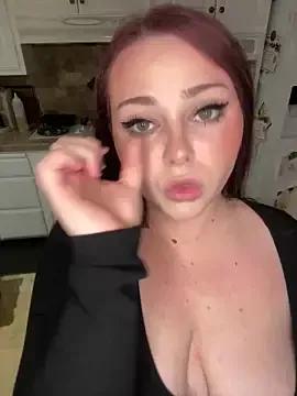 Kira_tattoo from StripChat is Freechat