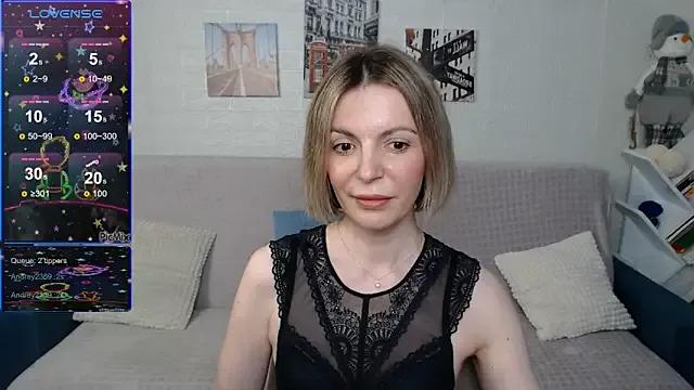 Try our streaming cams variety and talk on a personal level with our adorable girls streamers, showing off their bountiful shapes and dildos.