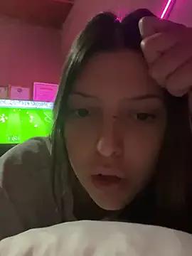 kiramedi from StripChat is Freechat