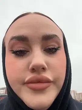 KiraSunshine from StripChat is Freechat