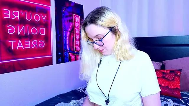 Try our streaming cams variety and talk on a personal level with our adorable girls streamers, showing off their bountiful shapes and dildos.