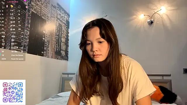 KiraVelvet from StripChat is Freechat