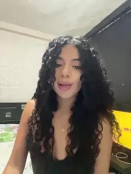 kiravicee from StripChat is Freechat