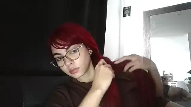 Kiri_Cutee from StripChat