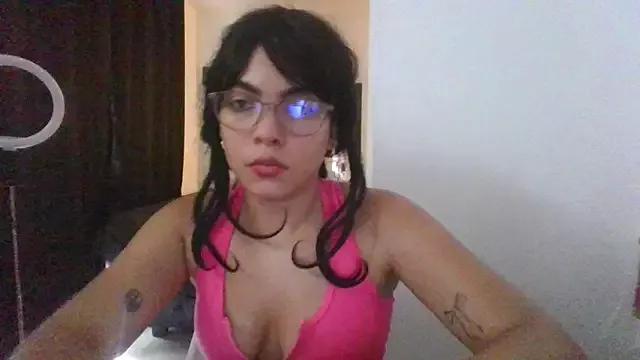 Kiri_Cutee from StripChat