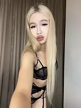 KissAvrora_ from StripChat is Freechat