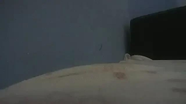 Kisscsajszi97 from StripChat