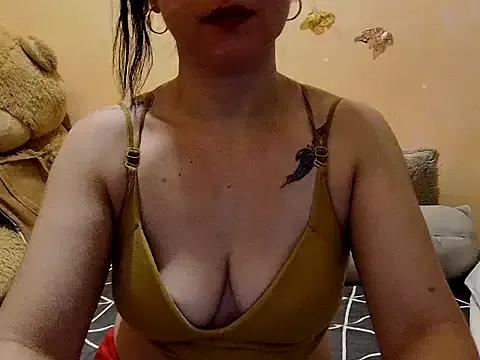 KissHott from StripChat is Freechat