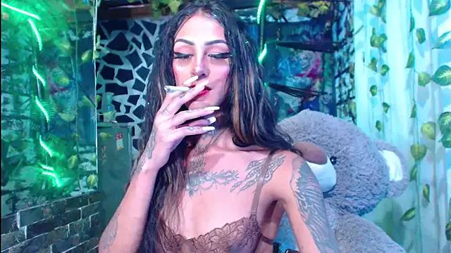 kissingdevil from StripChat