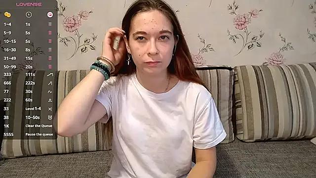 KissKarina from StripChat is Freechat