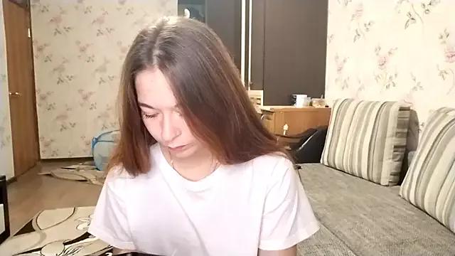 KissKarina from StripChat is Freechat