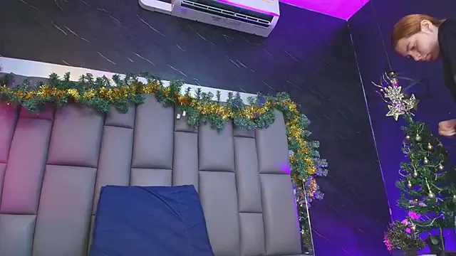 kissme_luna on StripChat 