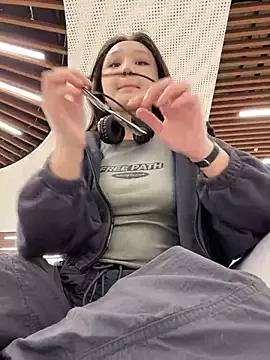 KissMeEva from StripChat
