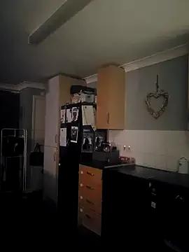 KissMeKylie from StripChat is Freechat