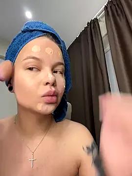 KissMeSasha from StripChat