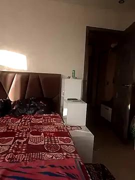 KissMiSveet from StripChat is Freechat