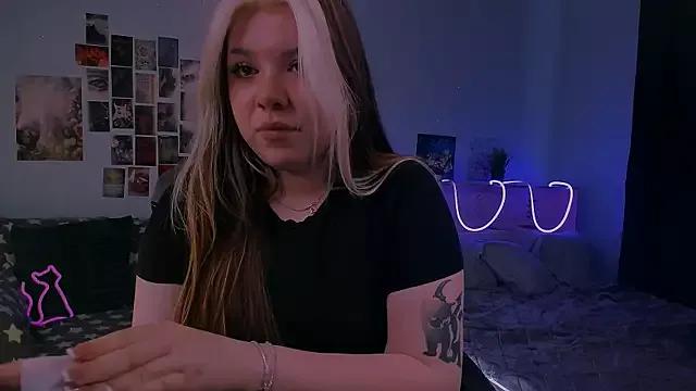 kissmywings from StripChat