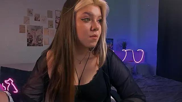 kissmywings from StripChat is Freechat