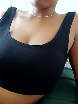 Kissujaan from StripChat
