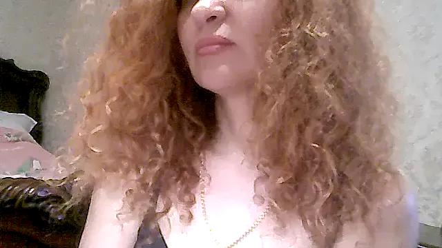 kisulya from StripChat is Freechat