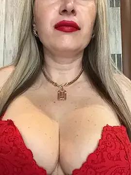 Kittenforyou from StripChat
