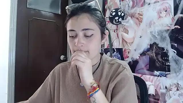 KittenMiss_ from StripChat is Freechat