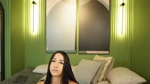 Kitti_king from StripChat is Freechat