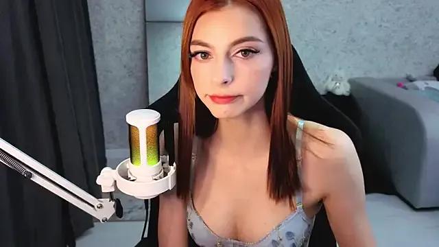 Kitti_sweett from StripChat